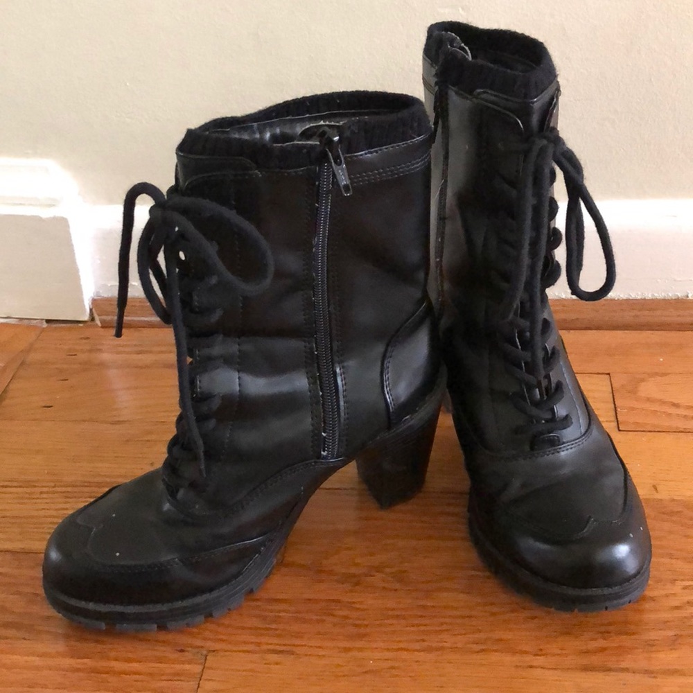 Winter black leather ladies shoes